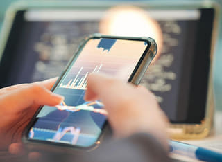 Investor sleduje transparentní průběh výběru a převodu prostředků